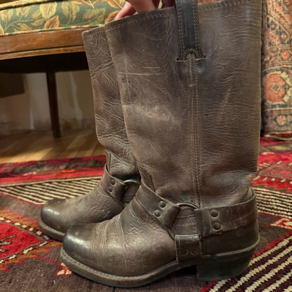 Frye Harness 12R Leather Boots - Picture 3 of 8